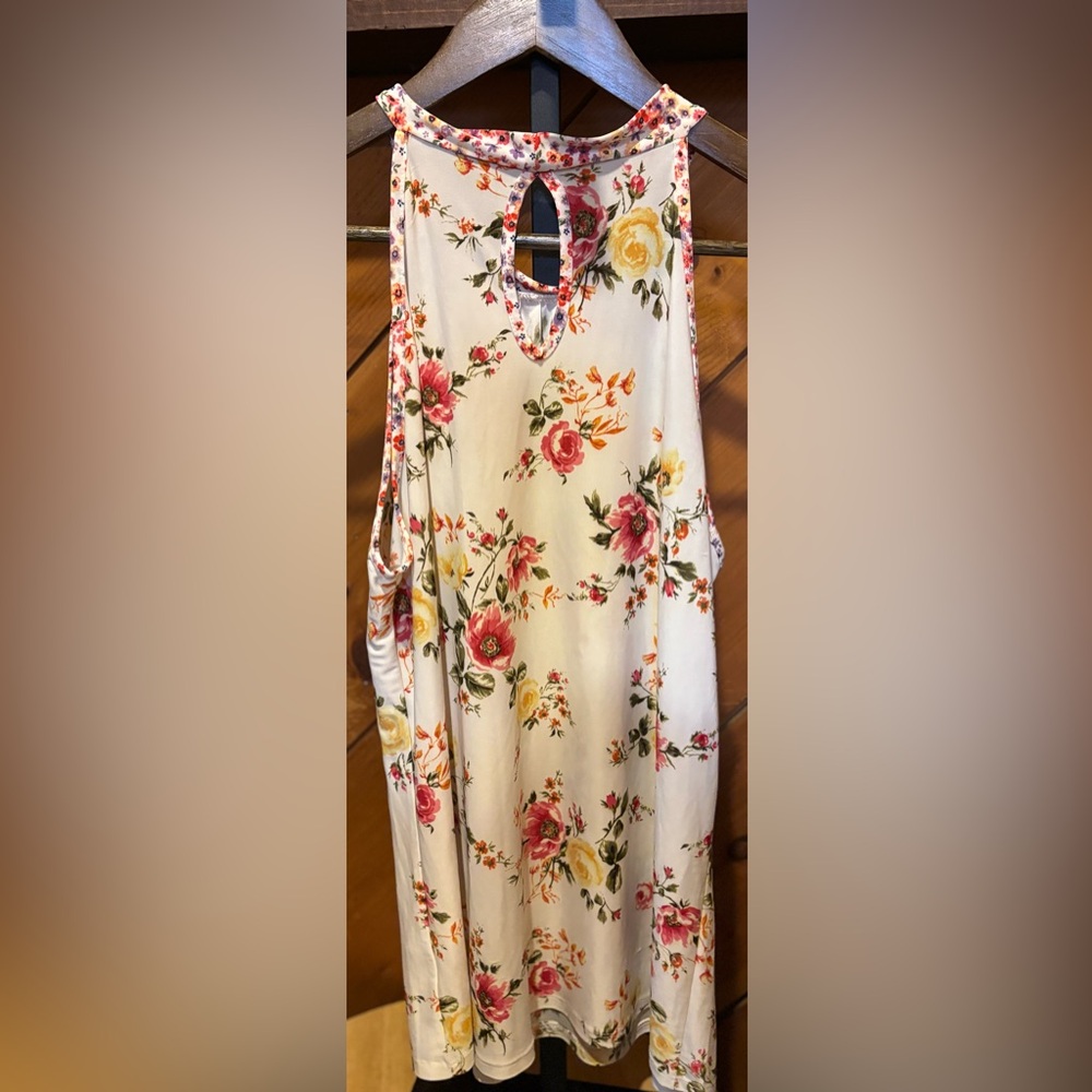 Floral Sleeveless Top